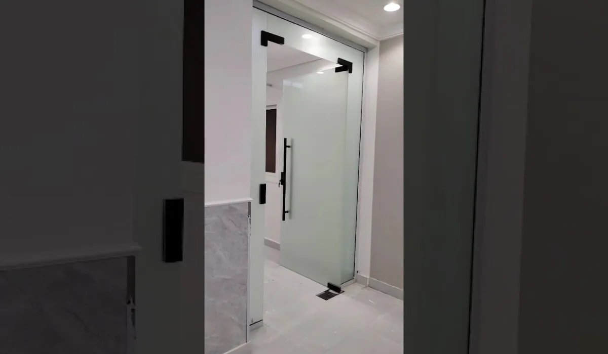 معلم زجاج سيكوريت حي المرجان جدة 0552562249 | أبو عبد المعين
